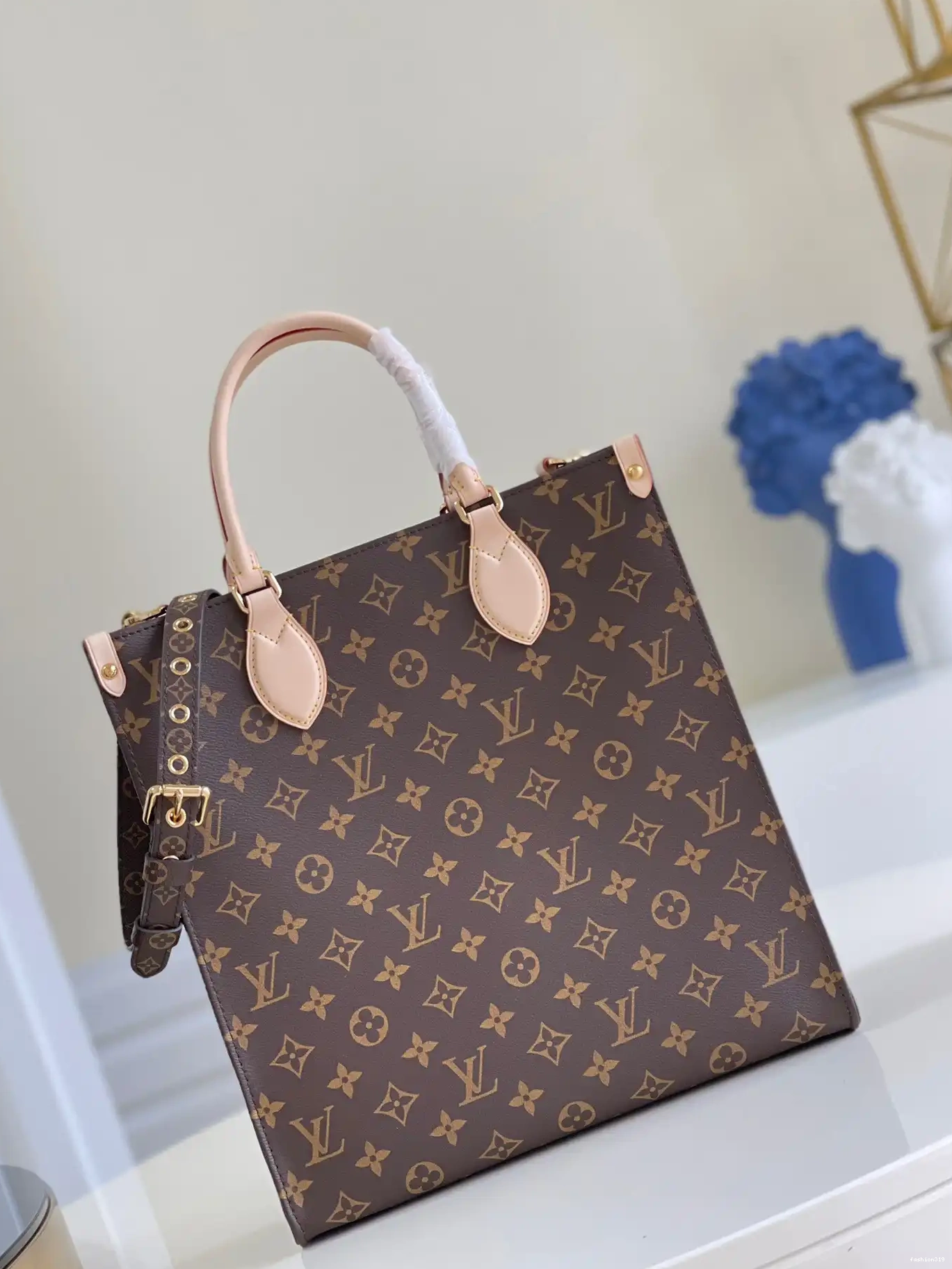 LOUIS PLAT SAC PETIT VUITTON 0403